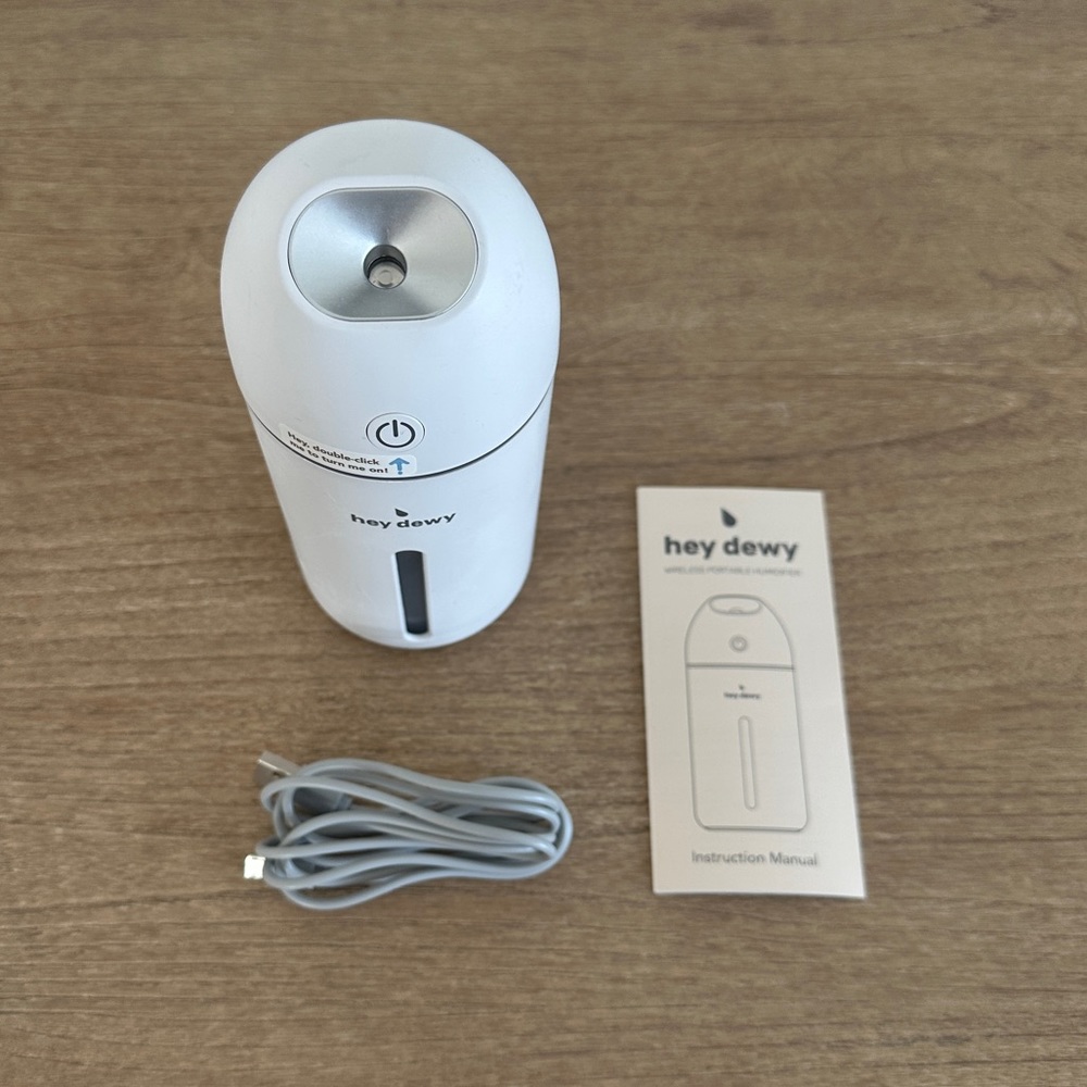Hey Dewy Portable Facial Humidifier (Wired Version)